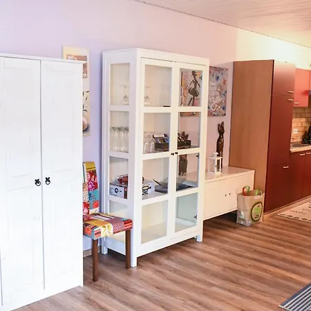 Zeus Mit Grosser Eingezaeunter Terrasse Appartamento