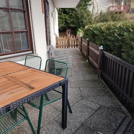 Lägenhet Zeus Mit Grosser Eingezaeunter Terrasse *